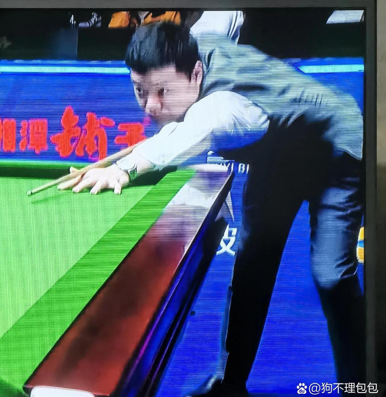 星空体育APP-丁俊晖技术犯规送分，库里主帅怒摔战术板！