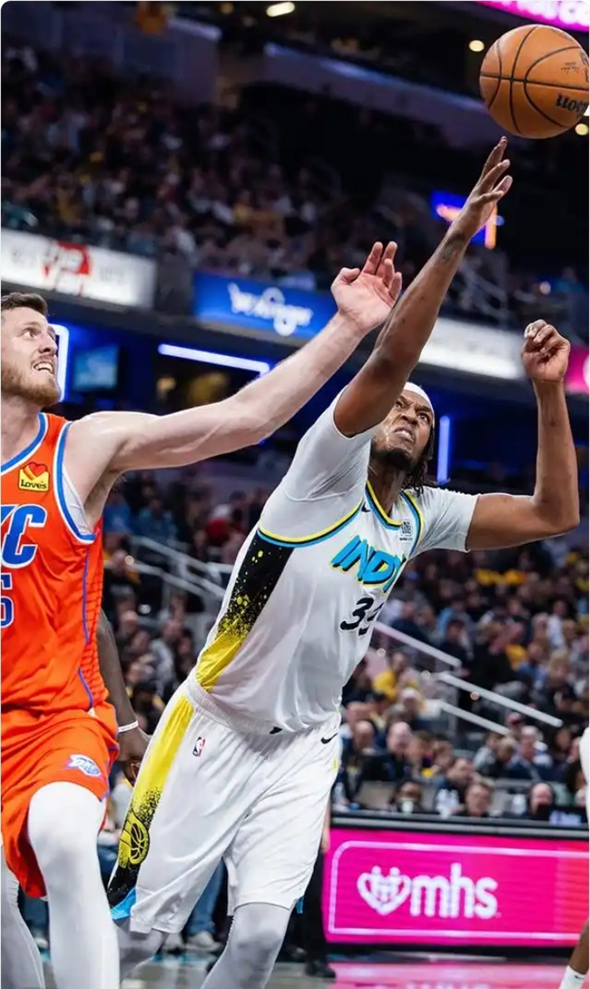 星空体育下载-关于西亚卡姆意外战胜曼联，比赛规则变更引爆全场！的信息